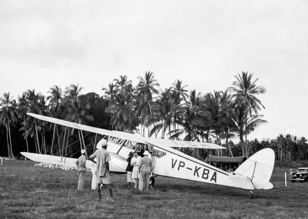 Vintage Plane - Zanzibar