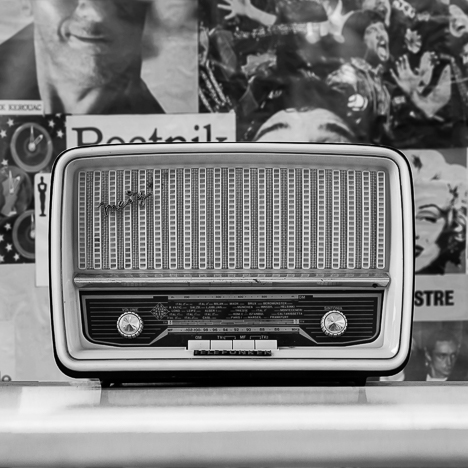RADIO